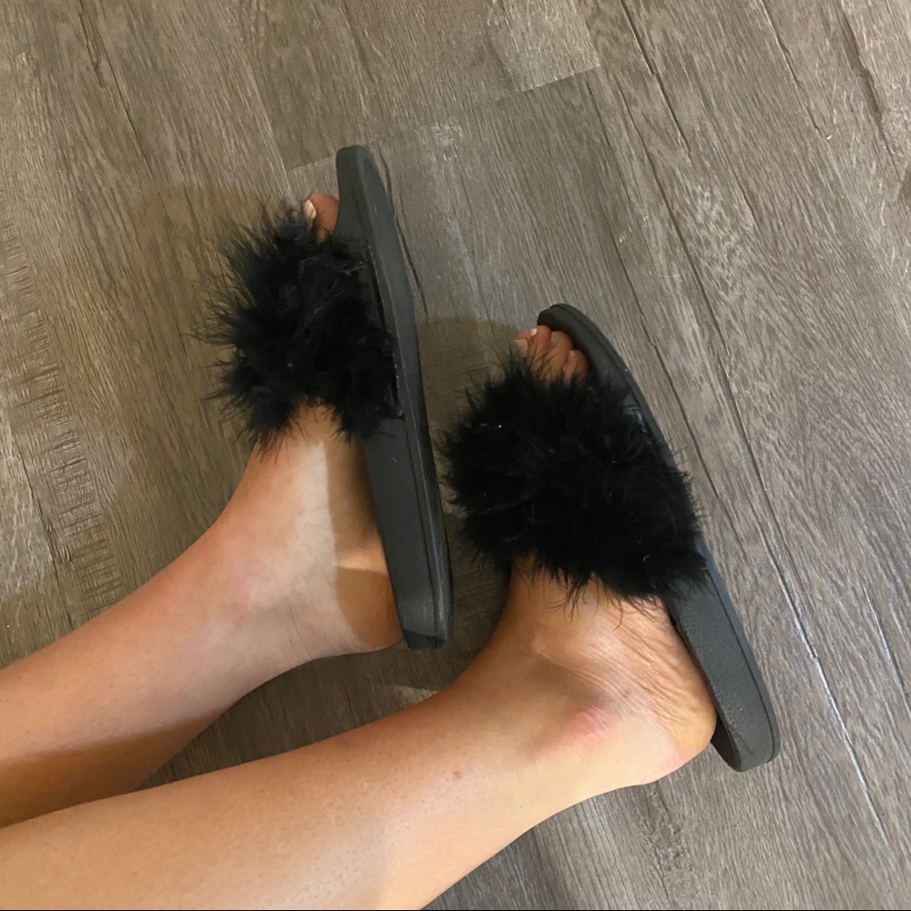 Fuzzy slides - Picture 3 of 3